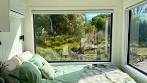 1 habitación, escritorio, wifi y ropa de cama