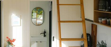 1 soverom, skrivebord, wi-fi og sengetøy