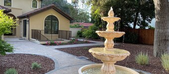 ADU studio guesthouse unit in a brand new 2/3 acre Spanish mansion In Atherton