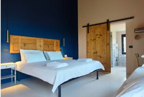 7 bedrooms, WiFi, bed sheets - Villa da Angelo By MMega (Grottammare)