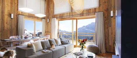 Télévision, cheminée