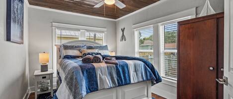 3 bedrooms, iron/ironing board, travel cot, WiFi