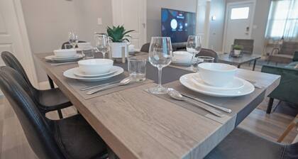 Charming Ybor City getaway house in Tampa w/ spacious backyard