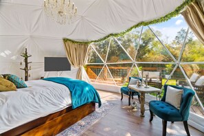 Tent, Garden View