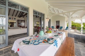 Dining - Villa Big Blue, panoramic sea view and pool -5 rooms -Wifi (Le François)