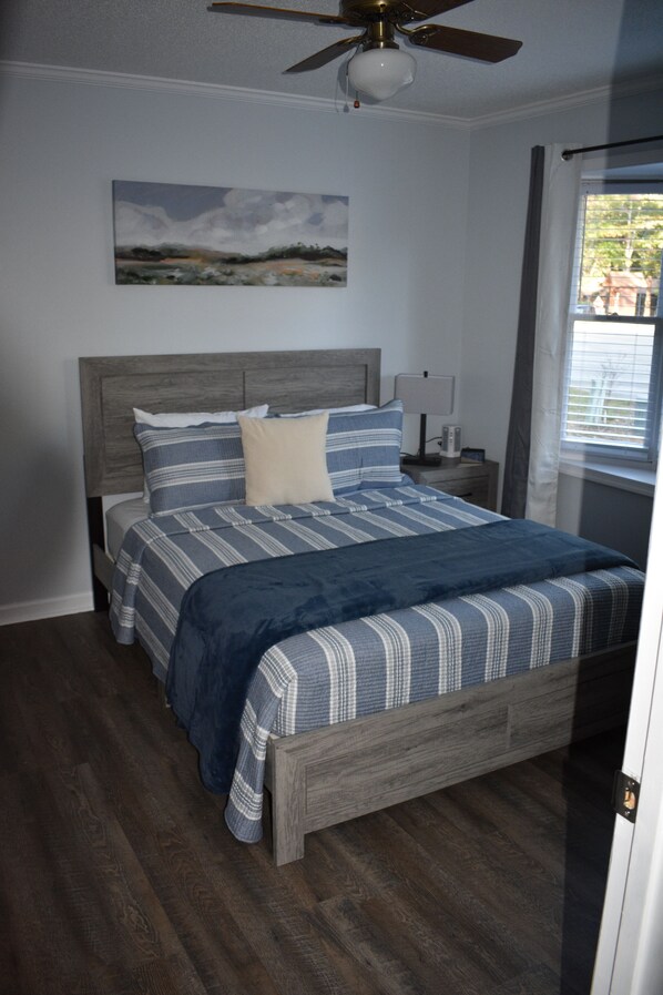 3 habitaciones, tabla de planchar con plancha y wifi gratis 