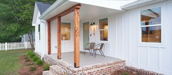 Historic Cottage in Perry - 3 Bedroom 2 Bath