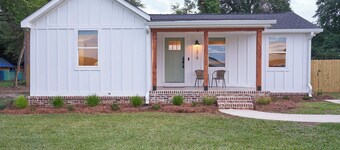 Historic Cottage in Perry - 3 Bedroom 2 Bath