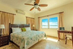 1 bedroom, in-room safe, individually decorated, individually furnished - West End Bay Condos (West End Village)