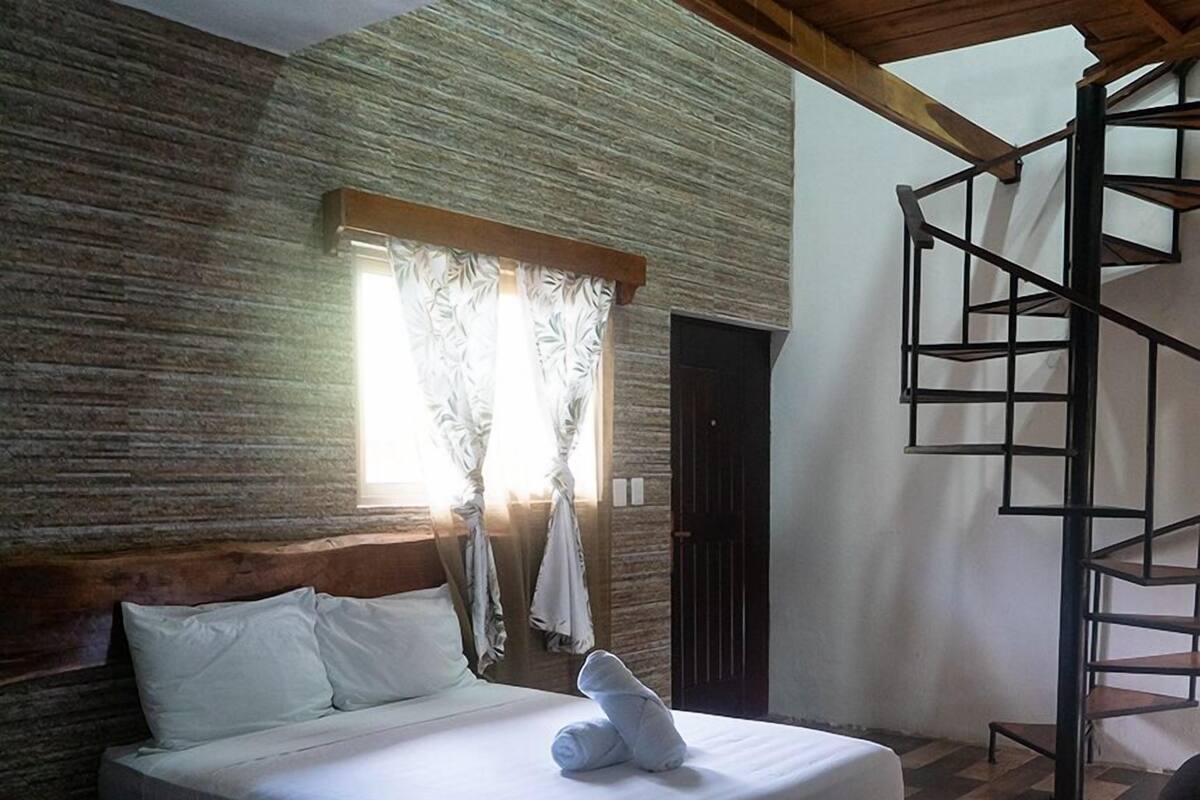 Superior villa, 2 slaapkamers, balkon, uitzicht op tuin | Gratis wifi