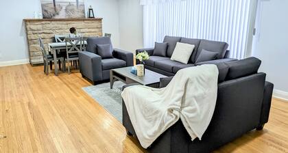 Luxurious 3- Bedroom place