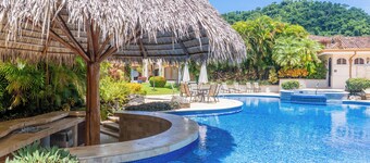 High-Ceiling Condo Nestled in Treetops at Los Sueños