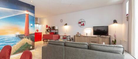 Premium Apartment, 2 Bedrooms | Living room