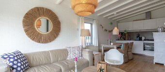 Modern Bungalow Close to the Beach