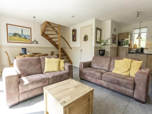 Living area - Detached 6 Pers Holiday Home (De Koog)