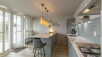 Classic House, 2 Bedrooms | Private kitchen | Fridge, microwave, dishwasher, coffee/tea maker