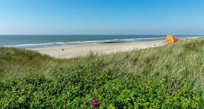 Modern Furnished Apartment at the Foot of Dunes
