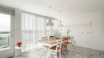 Classic-Apartment, 2 Schlafzimmer | Speisen