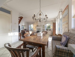 Luxury Villa, 3 Bedrooms | Living room - Stylish and Modern Furnished Holiday Villa (Callantsoog)