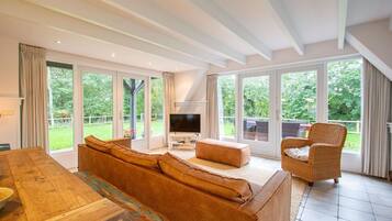 Classic-Villa, 4 Schlafzimmer | Wohnzimmer