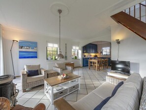 Deluxe Villa, 2 Bedrooms | Living room - Beautifully Situated Luxury Villa on the Water (Callantsoog)