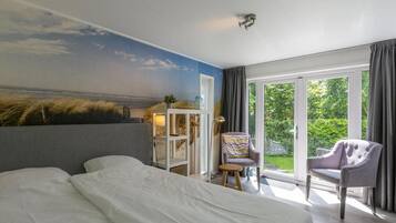 Classic Mobile Home, 1 Bedroom | 3 bedrooms, individually furnished