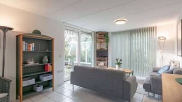 Nhà phong cách cổ điển, 2 phòng ngủ | Phòng khách