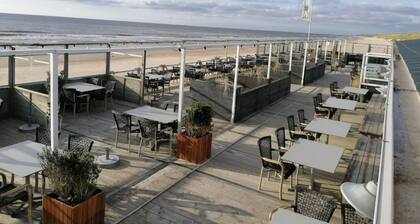 Beautiful Detached Holiday Home in Park