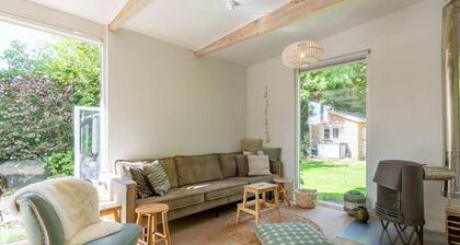 Modern and Luxurious Bungalow