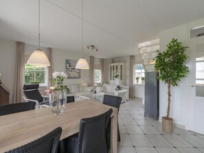 Villa Classique, 2 chambres | Restauration