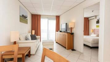 Comfort House, 1 Bedroom | Living room
