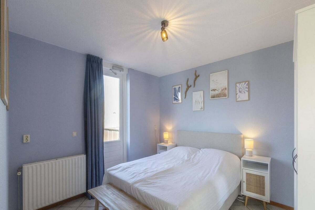 8 bedrooms