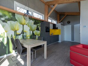 Comfort-Bungalow, 2 Schlafzimmer | Speisen