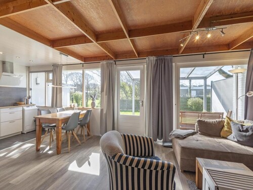 Cozy Holiday Home With Garden