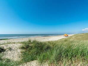 View from property - Cozy Holiday Home With Garden (Callantsoog)