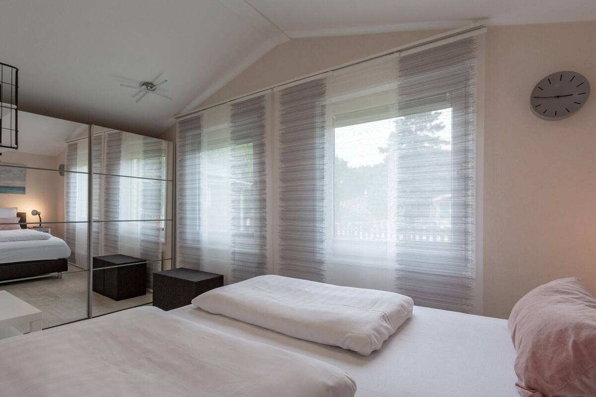 Deluxe Bungalow, 1 Bedroom | 9 bedrooms, individually furnished