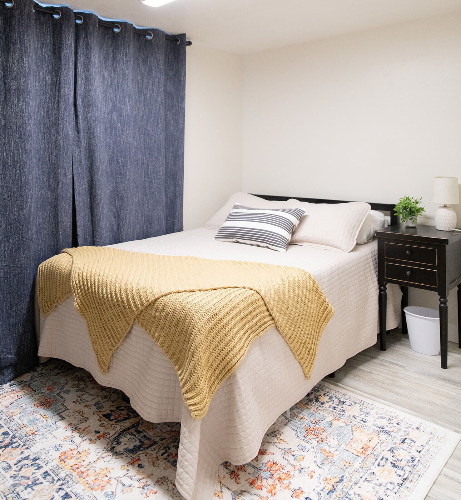 2 dormitorios, tabla de planchar con plancha, cuna de viaje y wifi