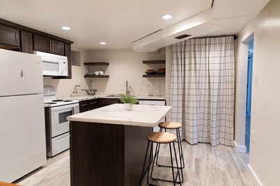 Charming 2-bedroom basement apartment in Ogden!