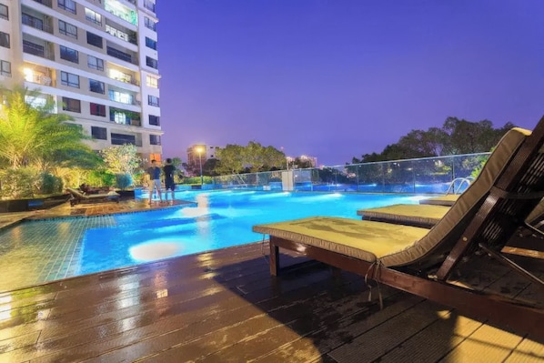 Sundeck