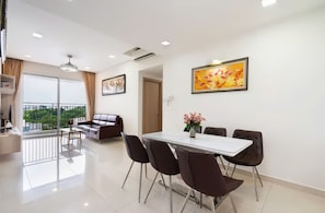 Superior Apartment, 2 Bedrooms, Kitchen, City View | In-room dining - RAINBOW Sky Center TSN Airport (Ho Chi Minh City)