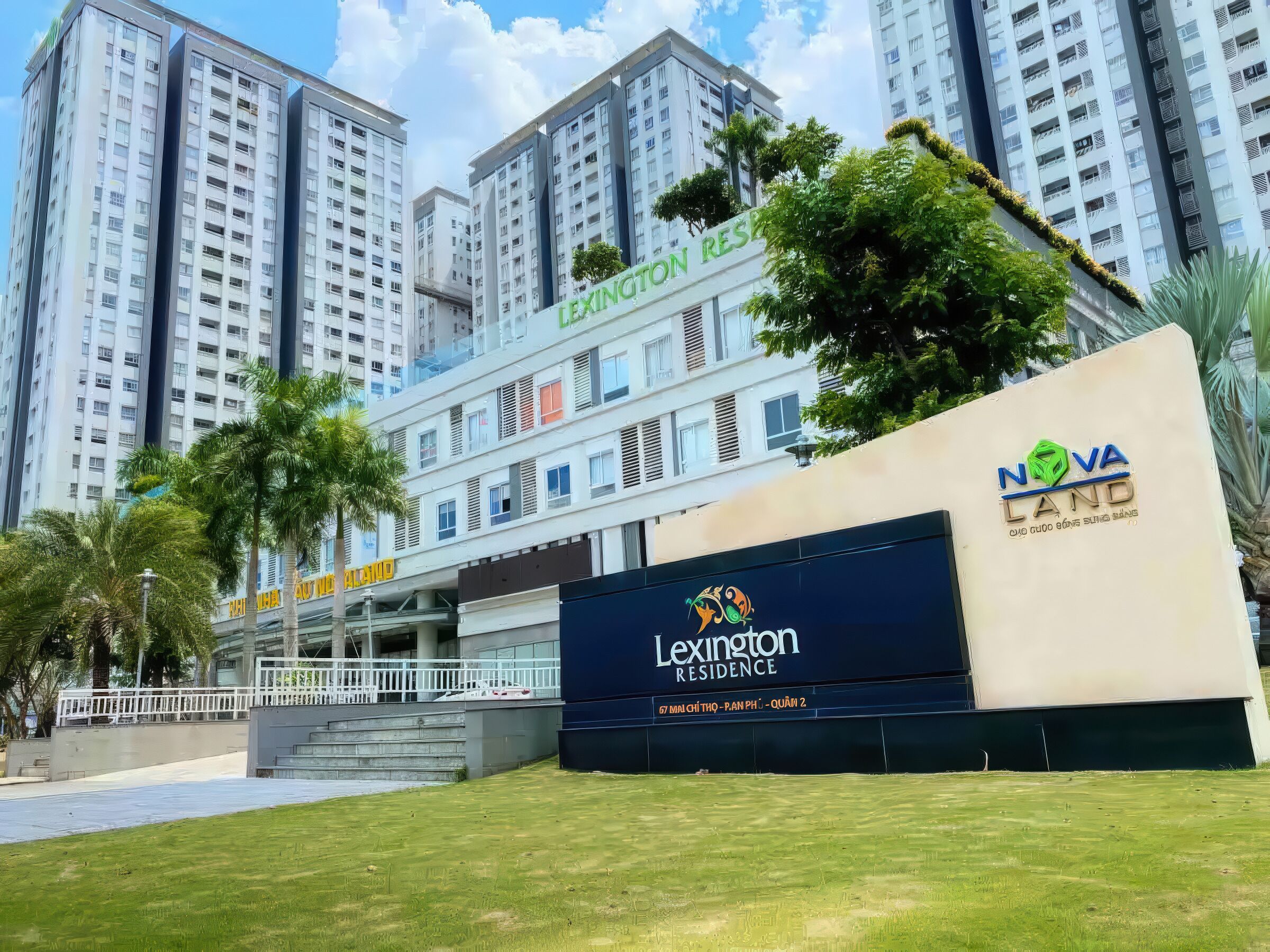 A modern building with a sign reading "Lexington Residence."