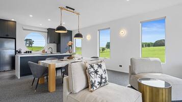 Luxury Villa, Sea View | 2 bedrooms, free WiFi