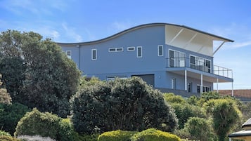 Villa de lujo, vista al mar | 2 habitaciones y wifi gratis