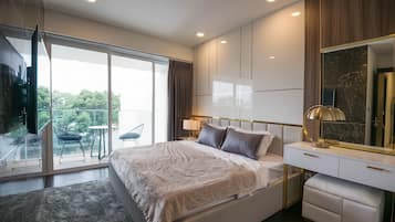 Superior Apartment, 2 Bedrooms, Kitchen, City View | Minibar, desk, laptop workspace, blackout drapes