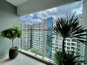 Superior Apartment, 2 Bedrooms, Kitchen, City View | Terrace/patio