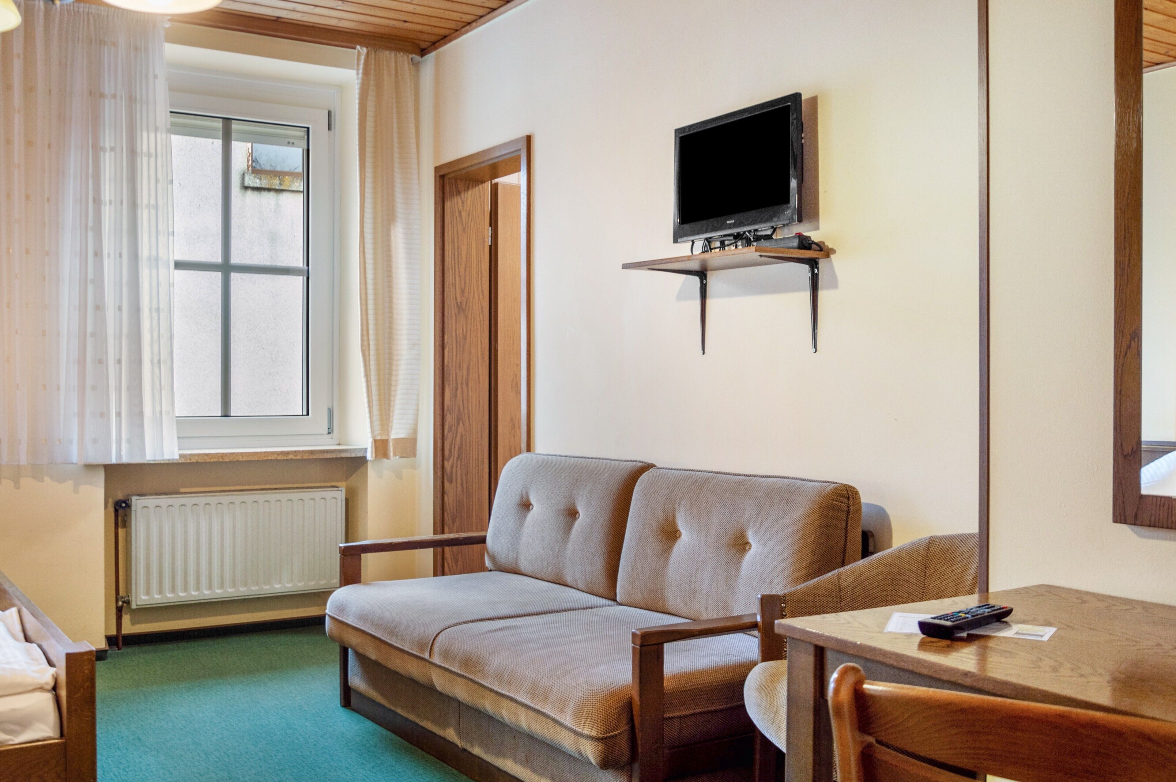 Fernseher