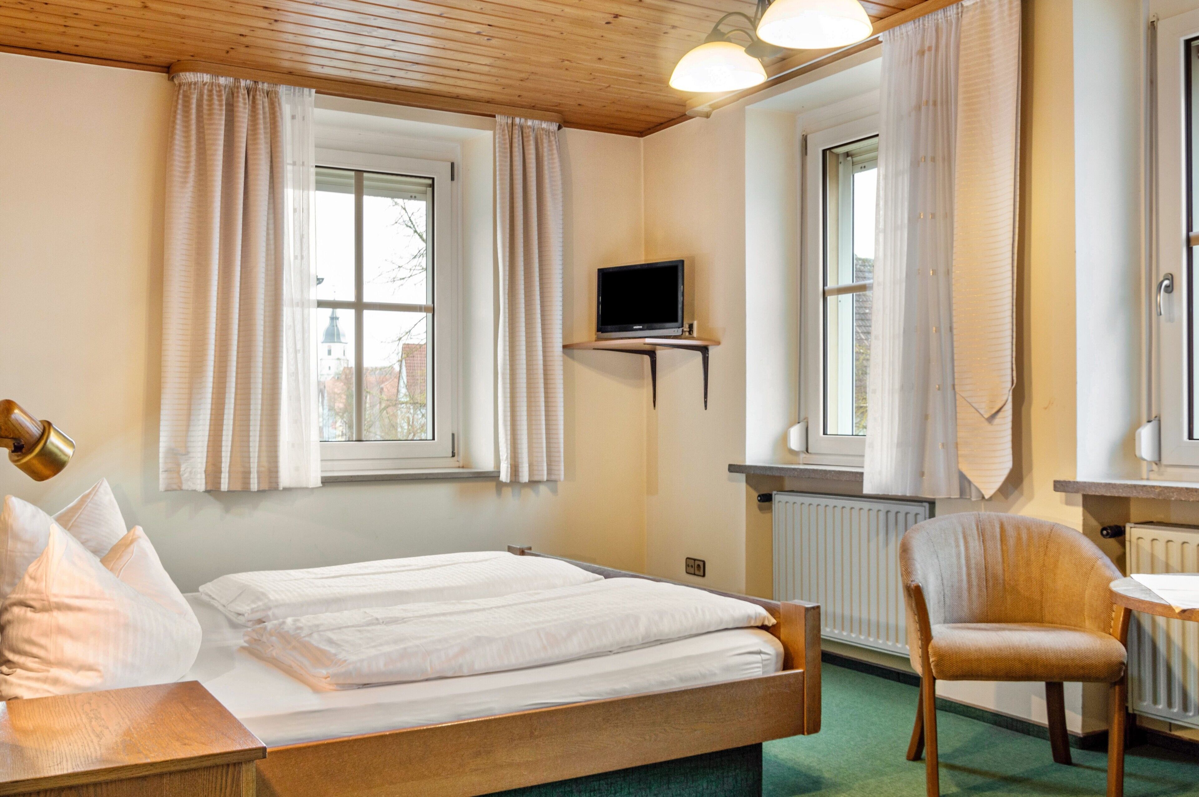 1 室のベッドルーム、WiFi (無料)、ベッドシーツ