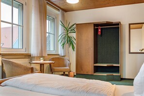 1 dormitorio, wifi gratis, ropa de cama