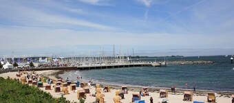 Apartment 'Öko Fewo Sturmmöwe' with Private Terrace, Private Garden and Wi-Fi