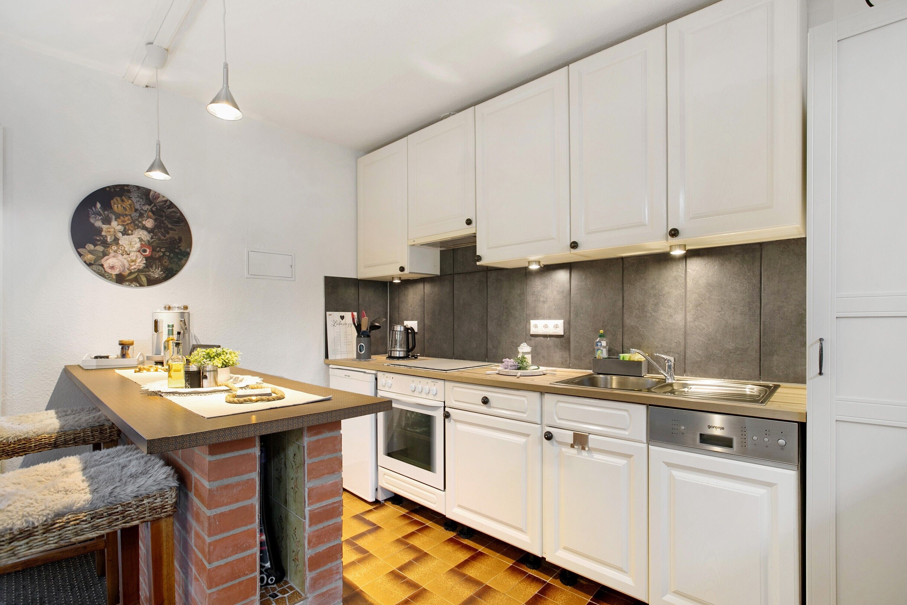 Kühlschrank, Ofen, Herdplatte, Geschirrspüler